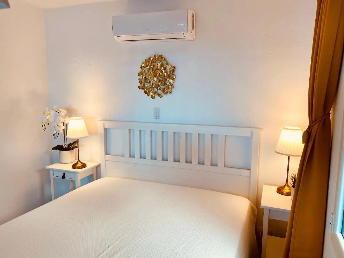 아파트 Exclusive Bungalow With Stunning Sea Views By 75Steps 마스팔로마스