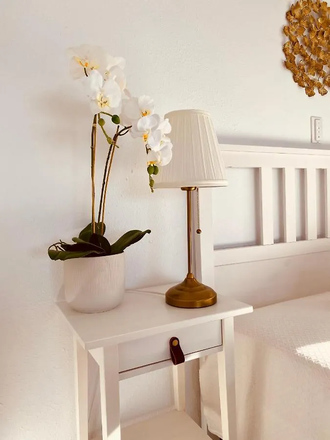 Exclusive Bungalow With Stunning Sea Views By 75Steps 마스팔로마스 아파트